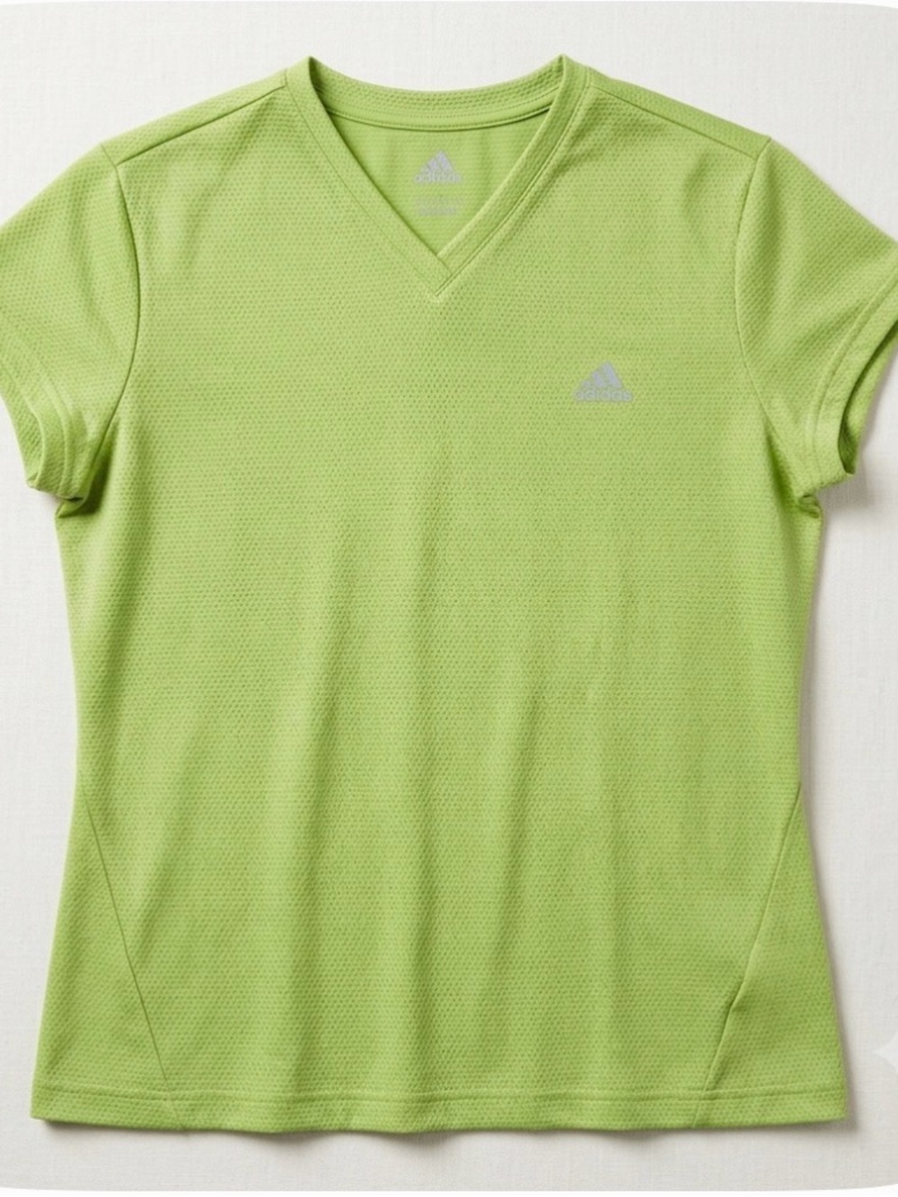 ADIDAS Logo V-Neck Breathable Pullover, Men’s M, Green